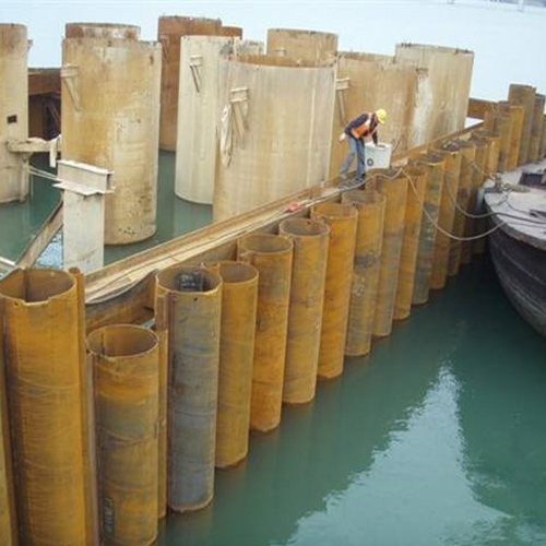 永州钢护筒现场安装